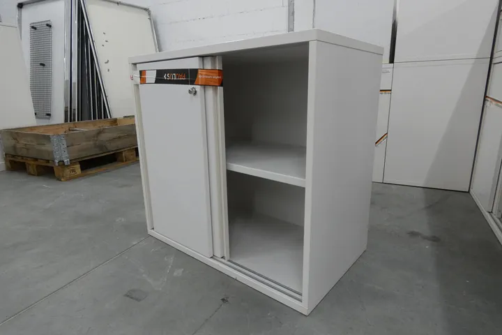 1x Sideboard Maße in cm: ca. 80 x 40 x 74